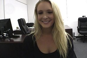 啊啊啊美女口交网站